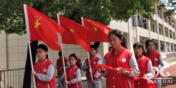 红领巾 迎风扬 | 2020-2021 学年南昌现代外国语学校少先队入队仪式